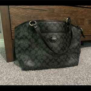 Coach Peyton Pocket Tote